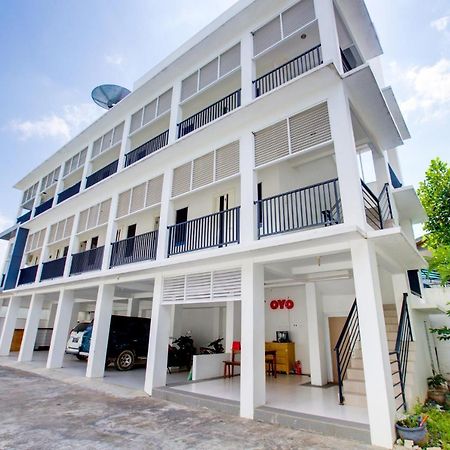 סמרינדה Oyo 3279 Joy Residence מראה חיצוני תמונה