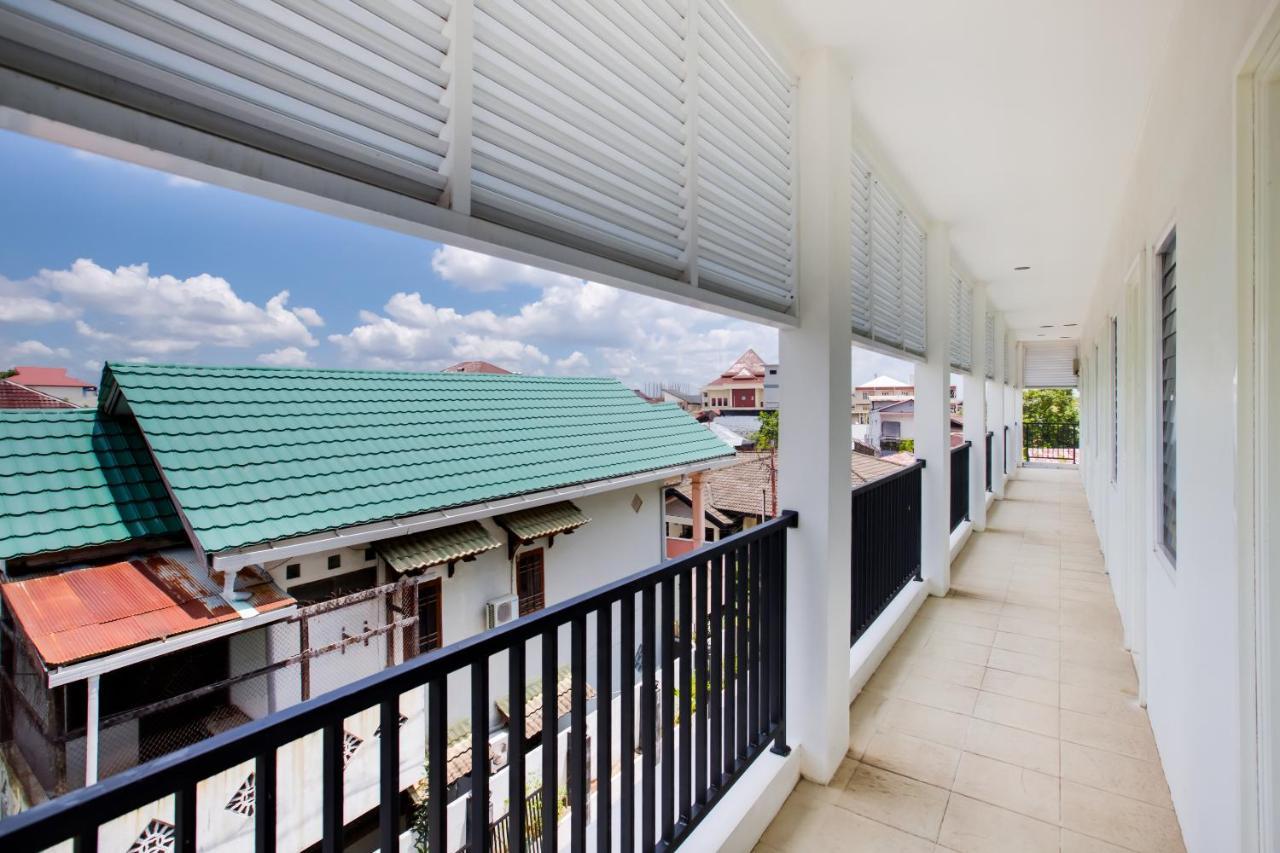 סמרינדה Oyo 3279 Joy Residence מראה חיצוני תמונה